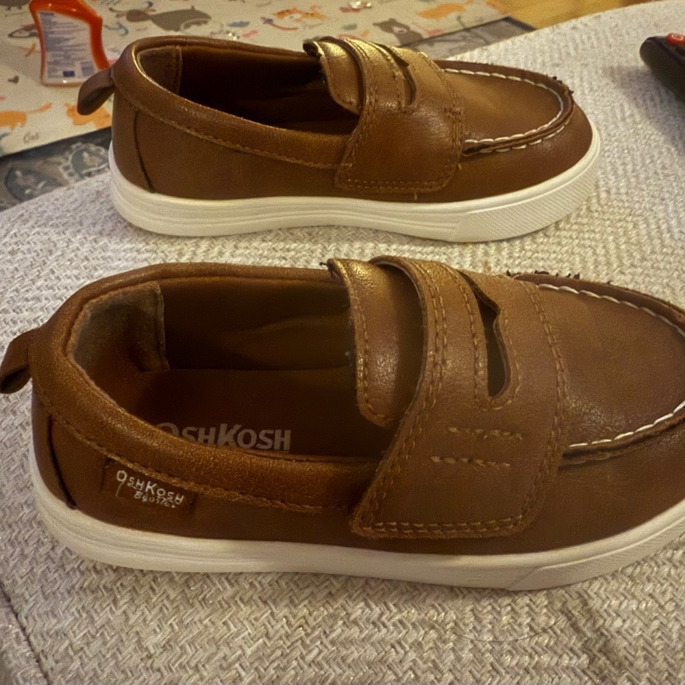 OshKosh B'gosh Tan Kids Moccasins